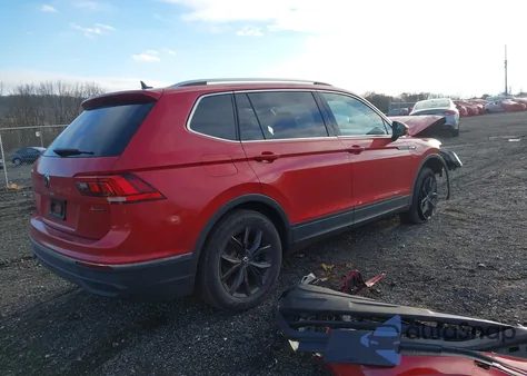 2024 Volkswagen Tiguan 2.0T Se/2.0T Wolfsburg Edition z USA, uszkodzony, nr VIN 3VVMB7AX6RM061803